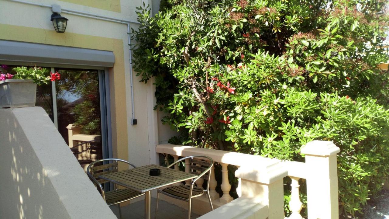 Brit Hotel Confort Helios Агд Екстер'єр фото