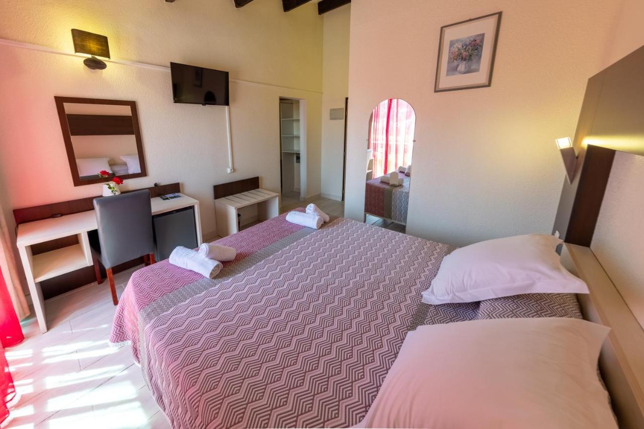 Brit Hotel Confort Helios Агд Екстер'єр фото