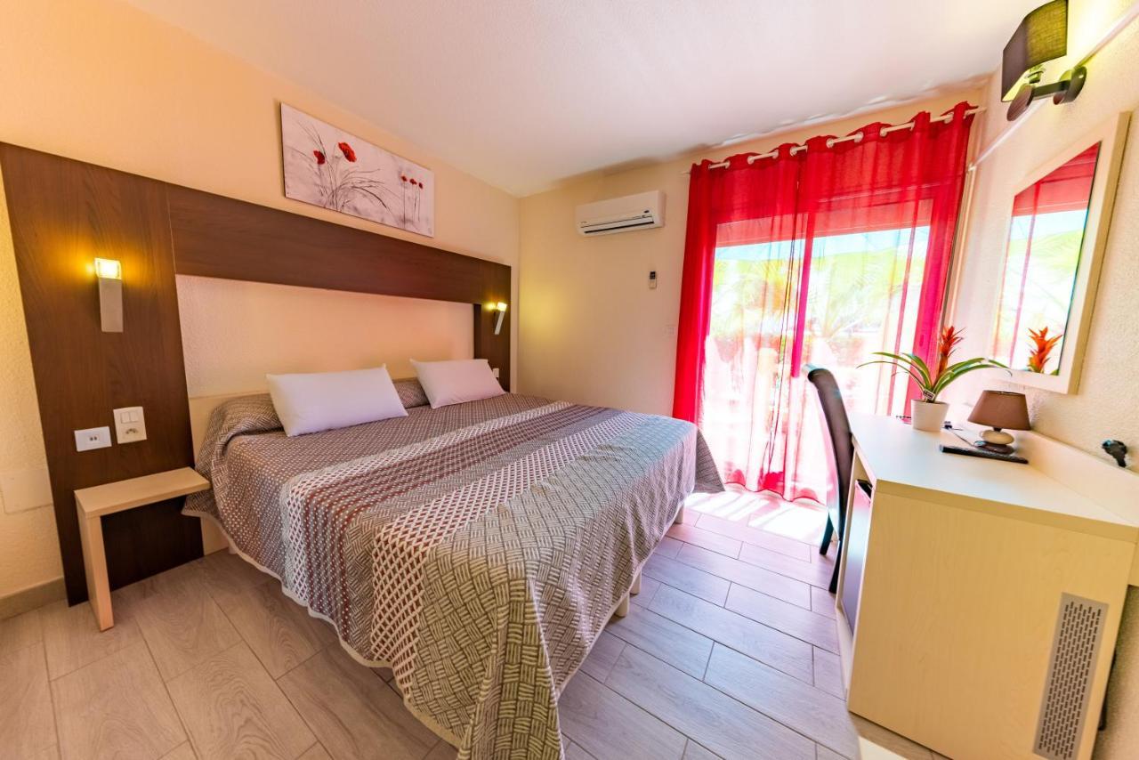 Brit Hotel Confort Helios Агд Екстер'єр фото